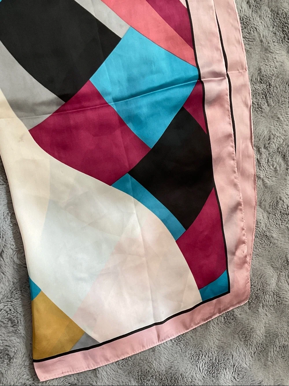 Multicolor Geometric Print Silk-scarf handkerchief-